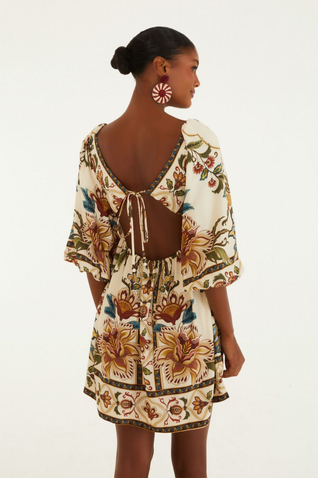 Vestido Curto Feminino Estampado Jardim Majestoso – Farm - Benui Store